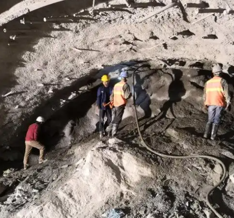 贵溪拱顶带模注浆料的施工流程及注意事项